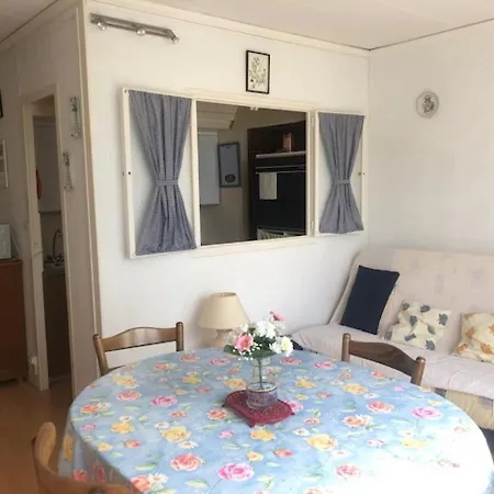 Apartment 2 Pieces Cosy Au Centre-ville, A 2 Pas De La Avec Parking - Fr-1-712-35