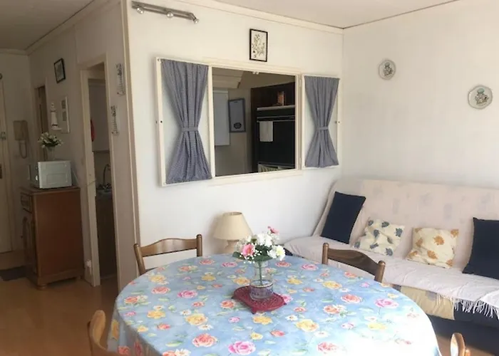 Apartman 2 Pieces Avec Parking, A Deux Pas De La - Fr-1-712-35